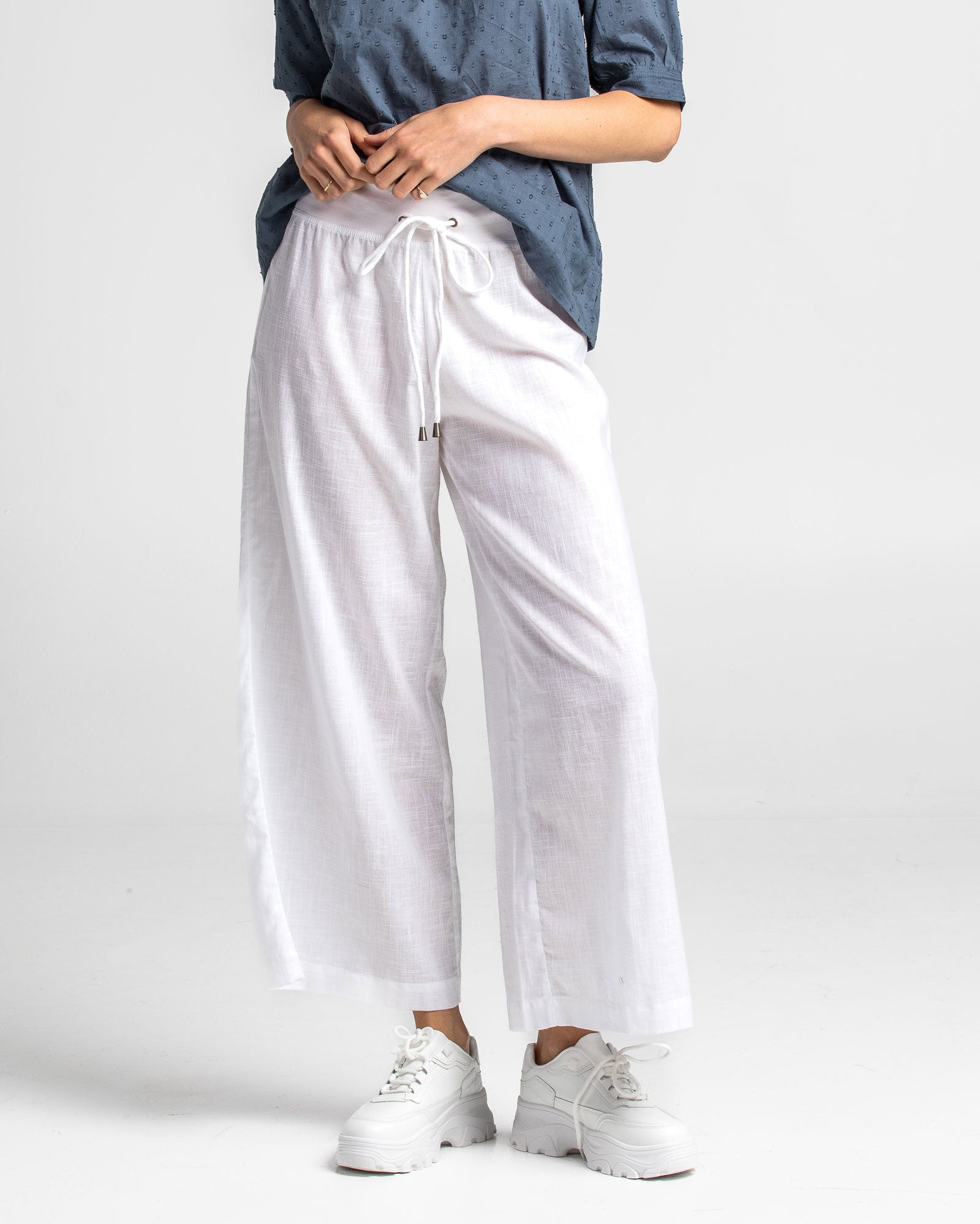 Ria Pant No Pockets - White