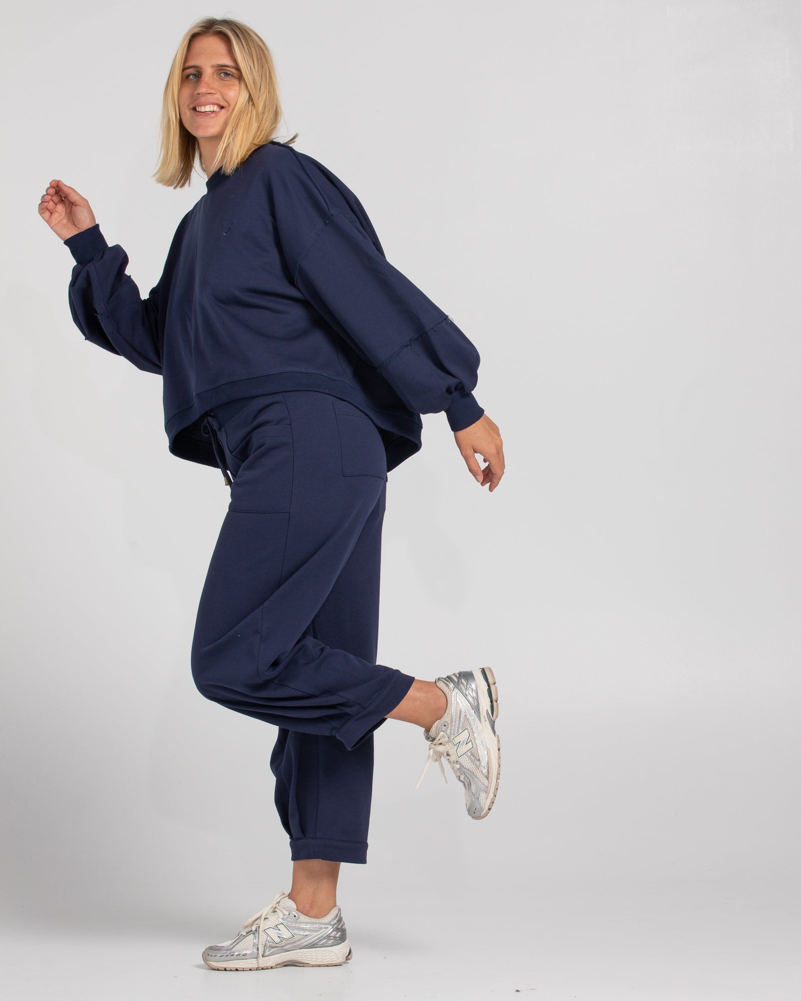Guru Track Pant - Navy