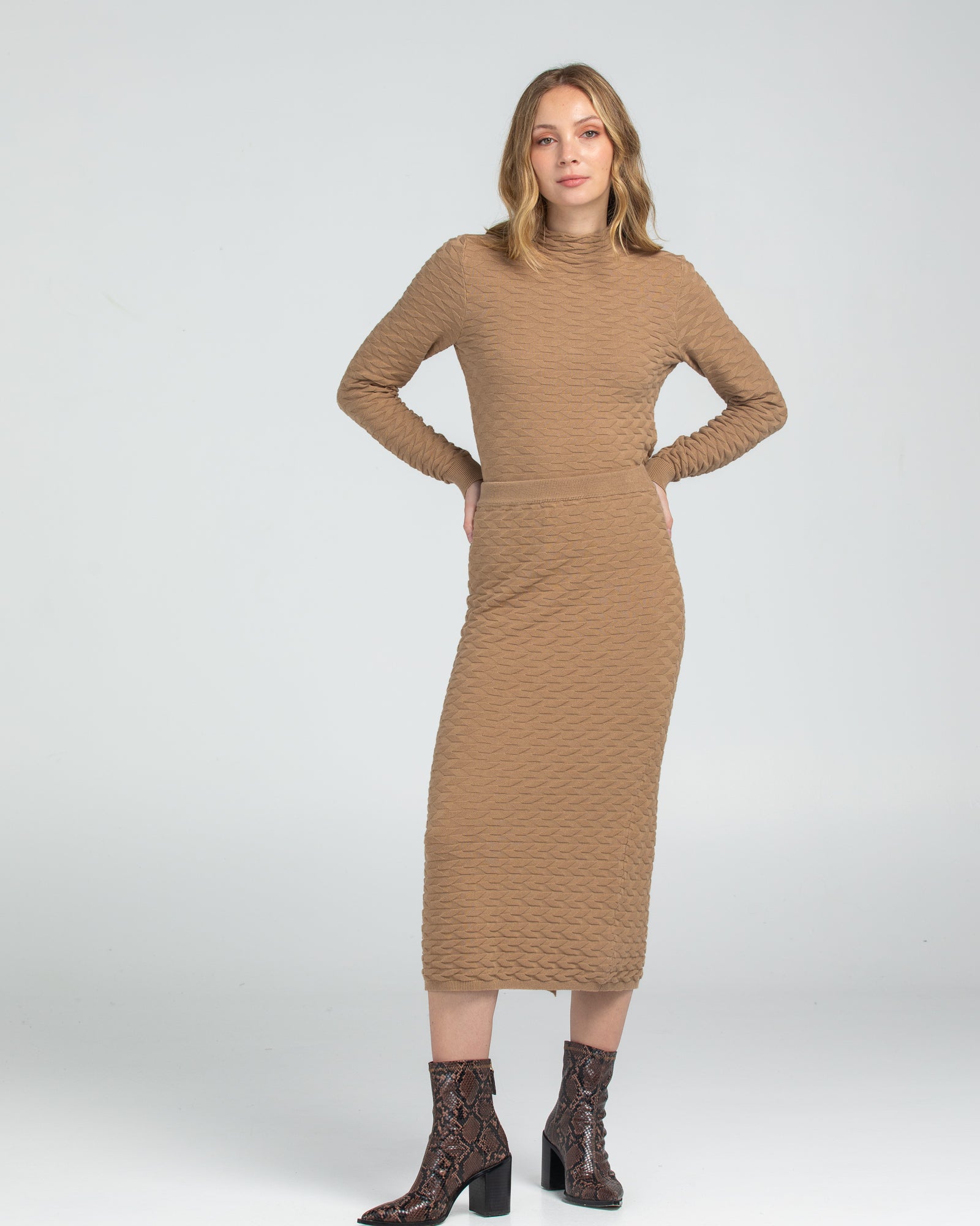 Archer Skivvy - Stucco